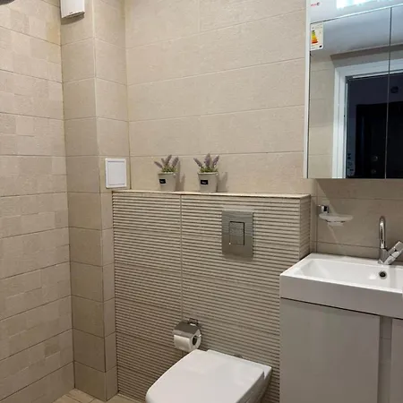 Lazzuro 7 Lägenhet