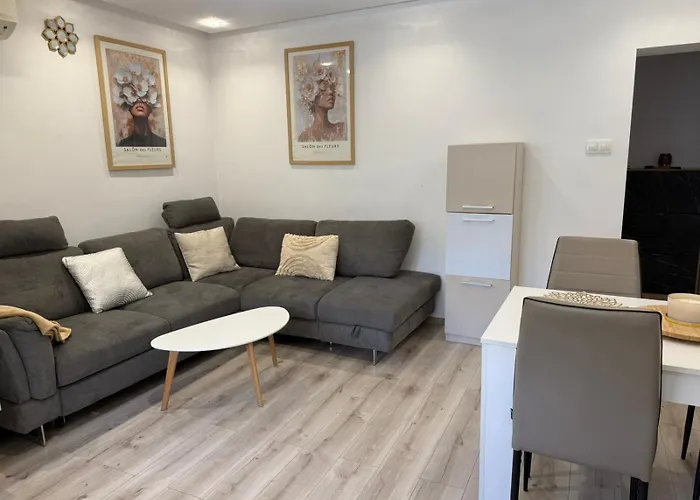 Lazzuro 7 Apartament Burgas