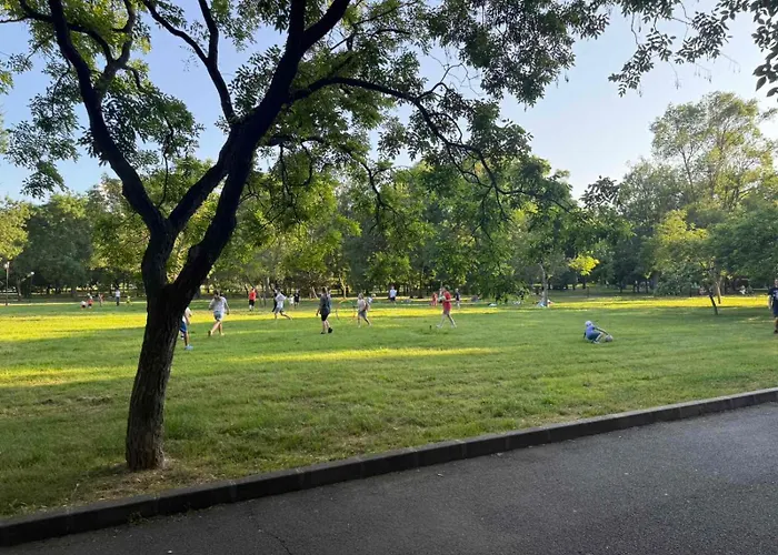 Apartament Lazzuro 7 *